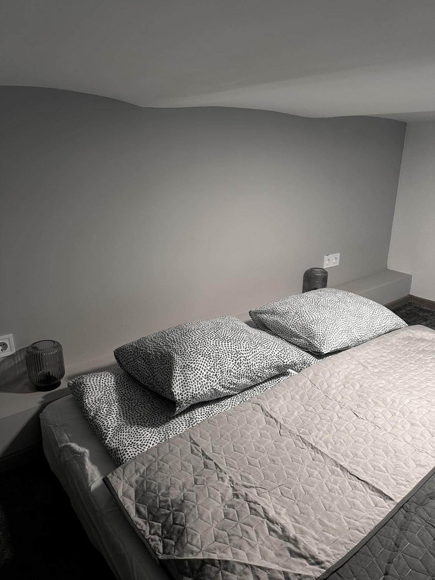 Ya House Lejlighedshotel Budapest Værelse billede